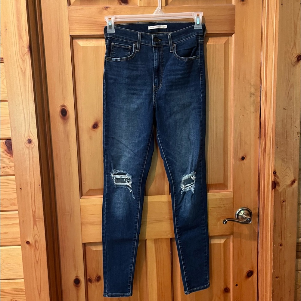 Levi’s mile high destructed skinny jeans